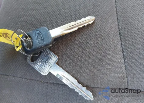 2013 Ford E-250 Commercial z USA, uszkodzony, nr VIN 1FTNE2EW4DDB06918